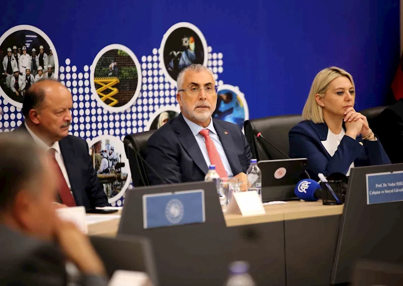 Bakan Işıkhan: 