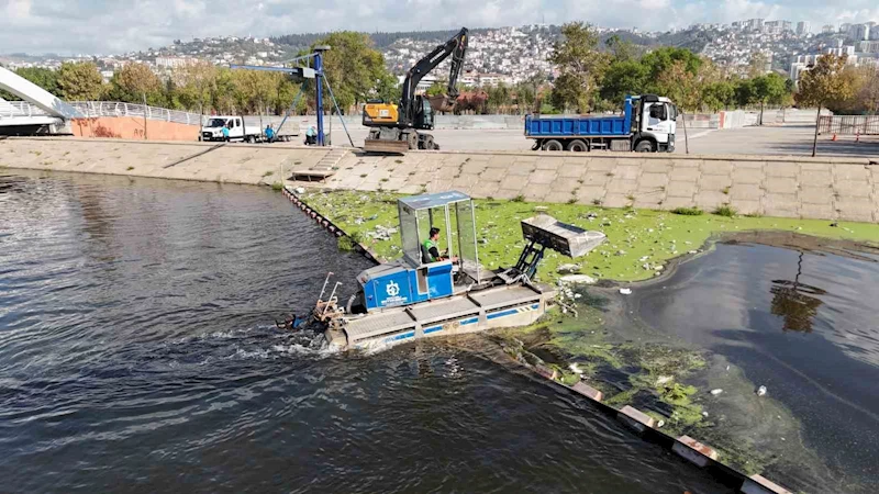 İzmit Körfezi’ne 