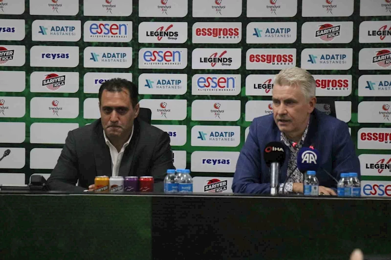 Sakaryaspor’da Serhat Sütlü için imza töreni düzenlendi
