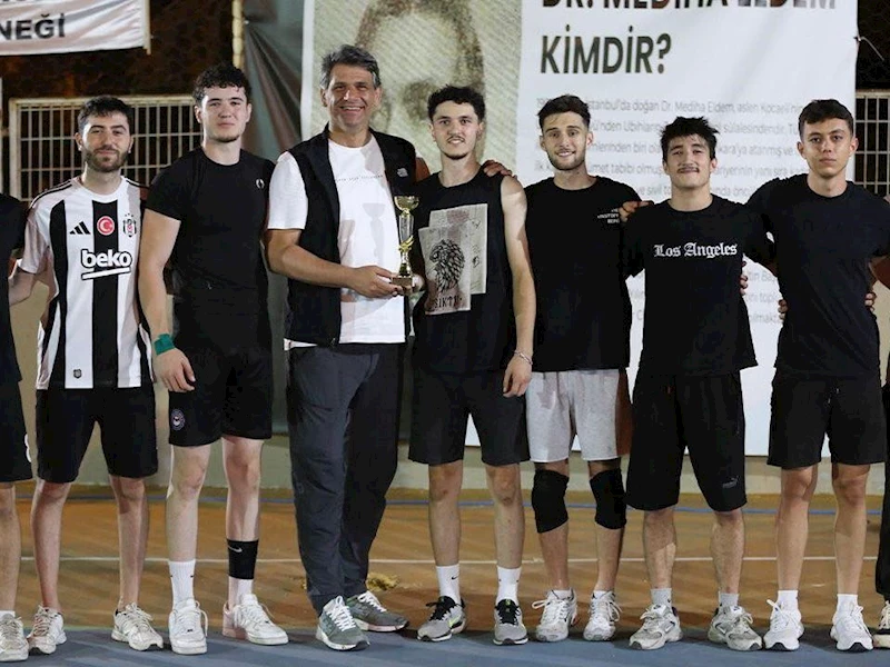 Uzuntarla’da sahada rekabet, gönüllerde dostluk kazandı
