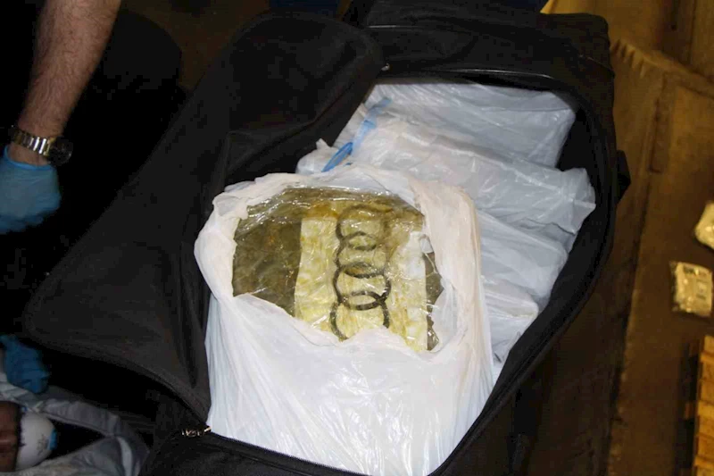 Edirne Kapıkule’de tankerden 114 kilo uyuşturucu ele geçirildi
