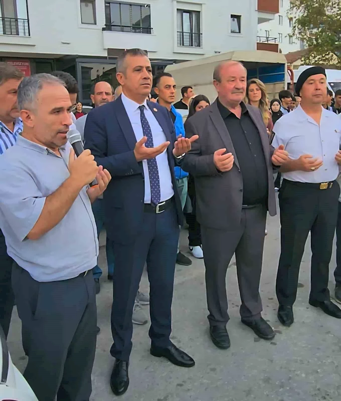 Esenköy’de geleneksel öğrenci uğurlaması
