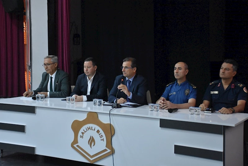 Salihli’de yeni eğitim öğretim yılı trafik tedbirleri masaya yatırıldı
