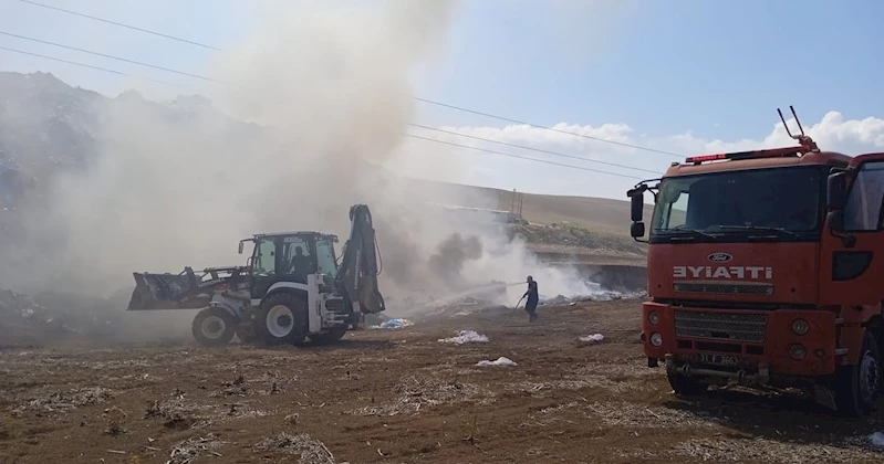 Kırıkhan’da çöplük yangını
