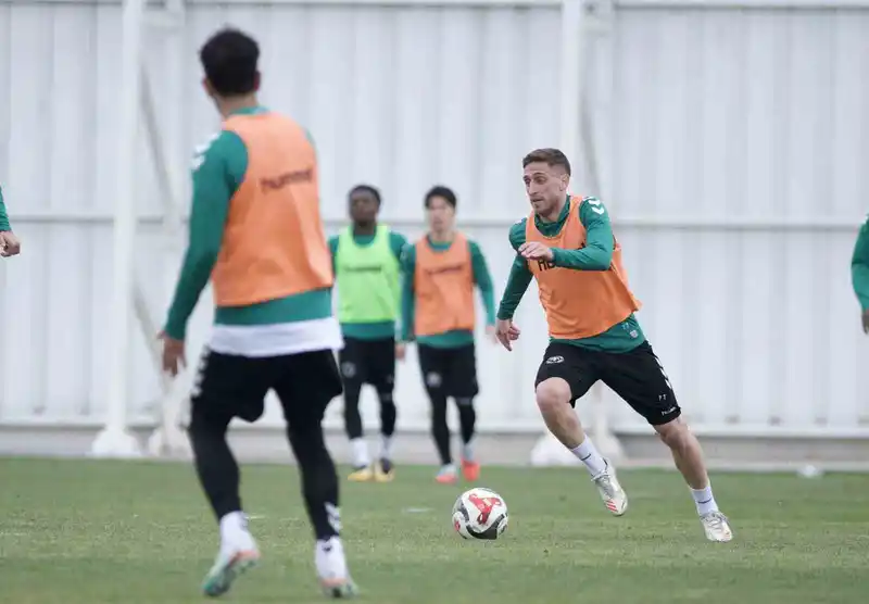 Konyaspor Galatasaray maçı hazırlıklarına devam etti