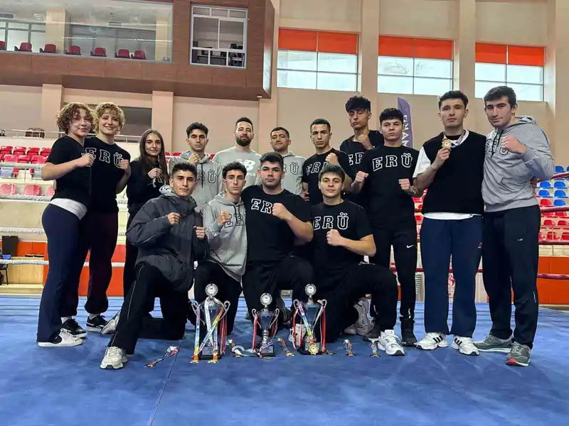 Erciyes Üniversitesi Muaythai Şampiyonası'nda Zirvede