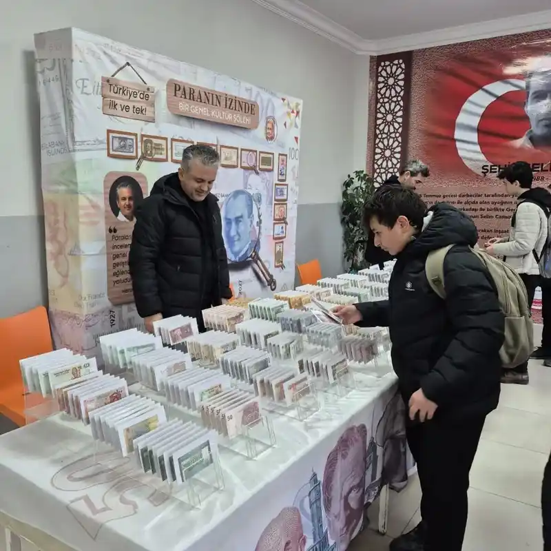 Kütahya'da öğrenciler para tarihiyle buluştu