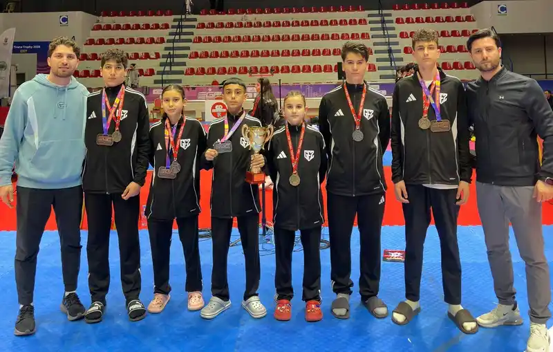 Aydınlı Sporcular Arnavutluk'tan 5 Madalya ile Döndü