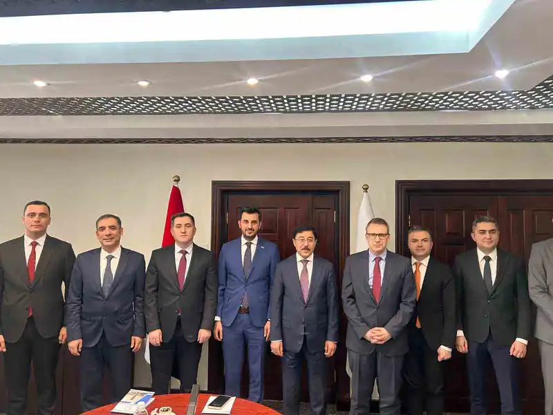 DEİK Başkanı Acar, Irak Merkez Bankası Başkanı Al-Alaq ile Görüştü