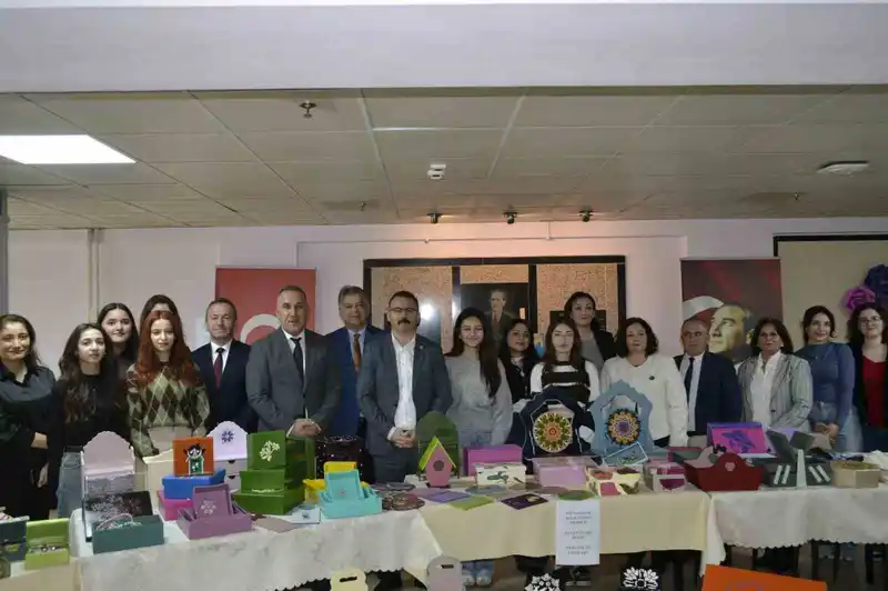 Sultanhisar'da el sanatları sergisi yoğun ilgi gördü