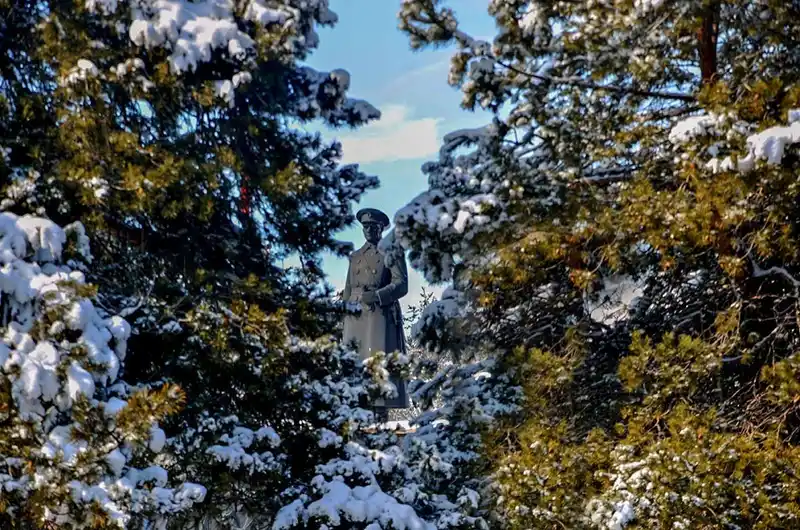 Doğu'da hava karla karışık yağmura dönüşüyor