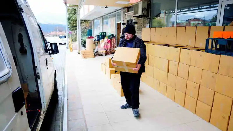 Çameli'de Ramazan kolileri ihtiyaç sahiplerine ulaştırılıyor