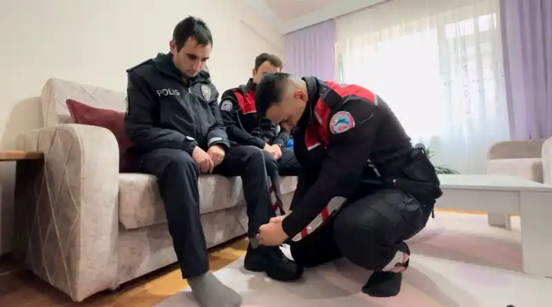 Polis hayali gerçek oldu: Engelli Eren üniforma ile devriyeye çıktı