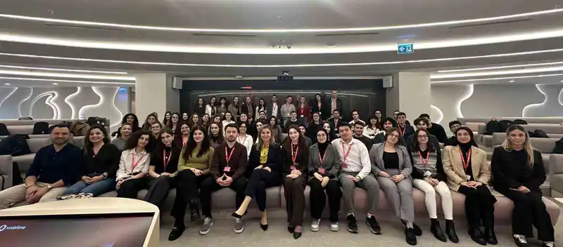 Vodafone staj programına 15 bin başvuru, 60 stajyer alındı