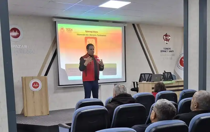 Salıpazarı'nda din görevlilerine kahverengi kokarca eğitimi