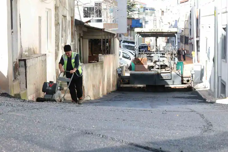 Osmangazi'de asfalt yenileme çalışmaları sürücüleri memnun etti