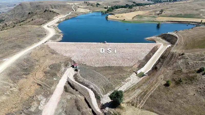 Bayburt'ta 64 bin dekar arazi sulanacak