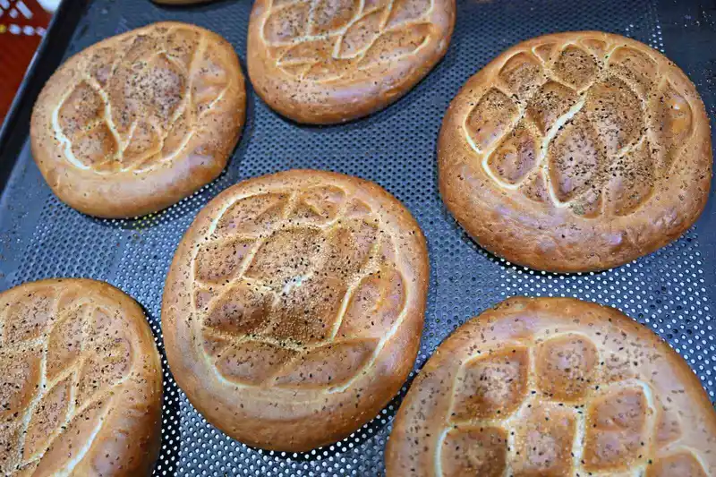 Antalya'da Ramazan pidesi Halk Ekmek'te satışa çıkıyor
