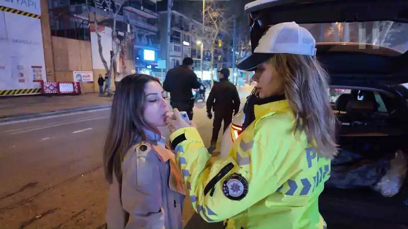 Kadıköy'de trafik ve gürültü denetimi: 300 bin lira ceza