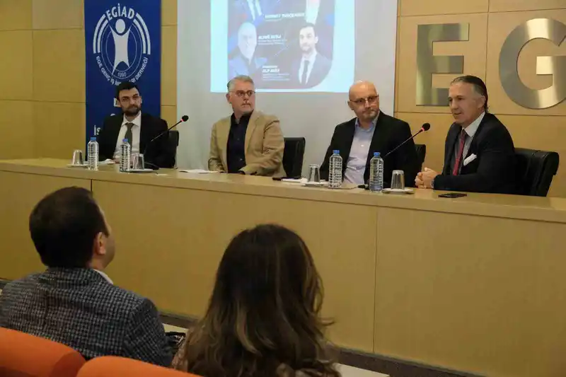 CIO Gibi Düşünmek: Dijital Dönüşümde Stratejik Liderlik