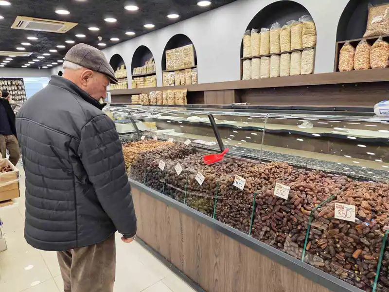 Ramazan'da hurma fiyatları 90-600 TL arasında değişiyor