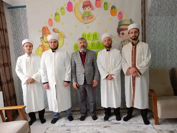 Hisarcık'ta 4 din görevlisine cübbe ve sarık giydirildi