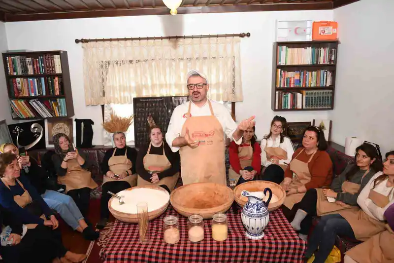 Ekşi mayanın sırrı: Sabır ve parmak izi gibi ekmek