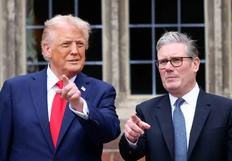 Starmer ve Trump, Rusya-Ukrayna ve İran'ı görüştü