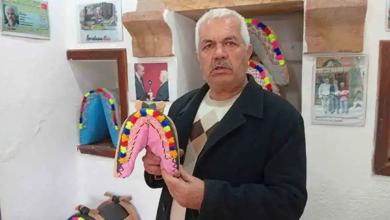 Eşek sayısı azalınca semercilik de bitti: 'Son ustayım'