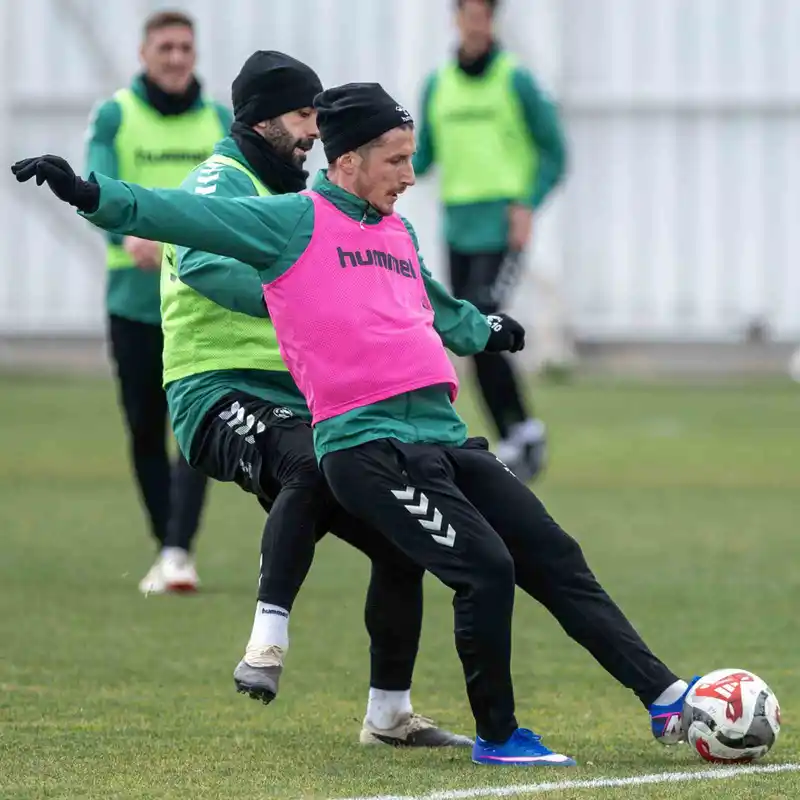 Konyaspor Galatasaray maçı hazırlıklarını sürdürüyor