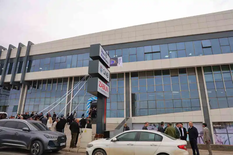 İhlas Pazarlama Kahramanmaraş'ta yeni binasını açtı, başarılı çalışanlara plaket verildi