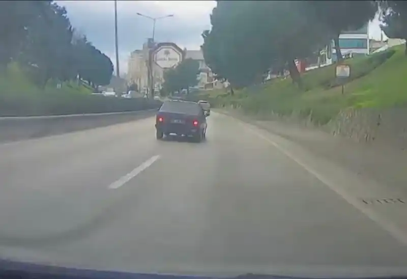 Bursa'da sürücü çocukların üzerine araç sürdü