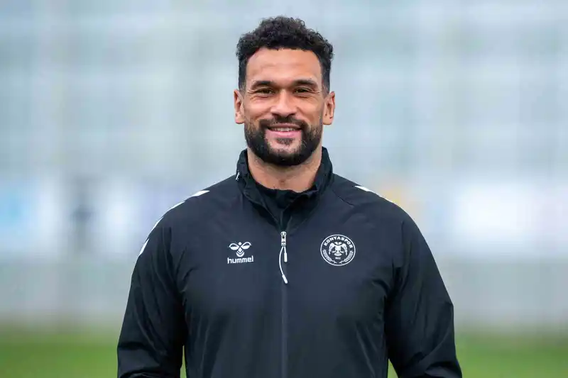 Steven Caulker Konyaspor'da İlhan Palut'un Yardımcısı Oldu