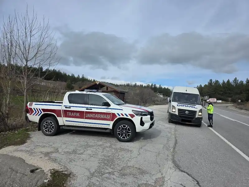Burdur'da trafik denetimi: 84 araç men edildi