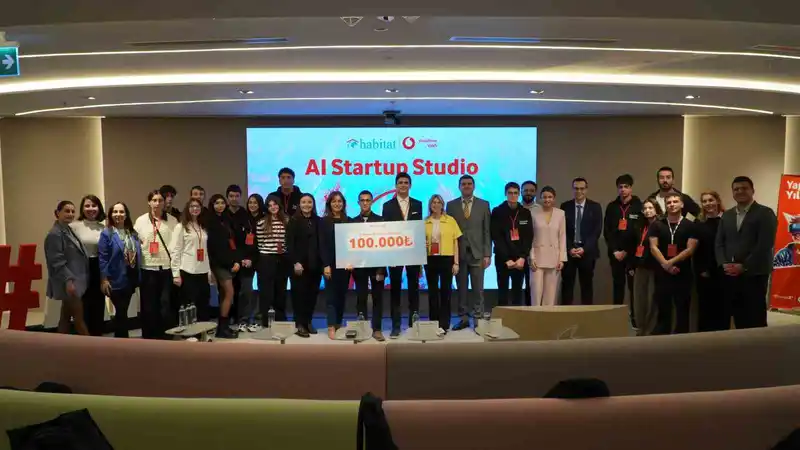 Liseli girişimcilerin 'AI Startup Studio' programı sonuçlandı