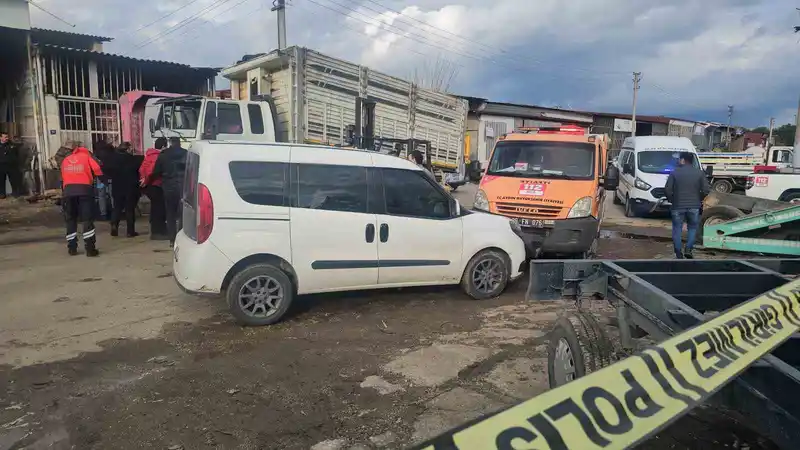 Kamyon kasası tamir sırasında düştü: 2 ölü, 1 yaralı