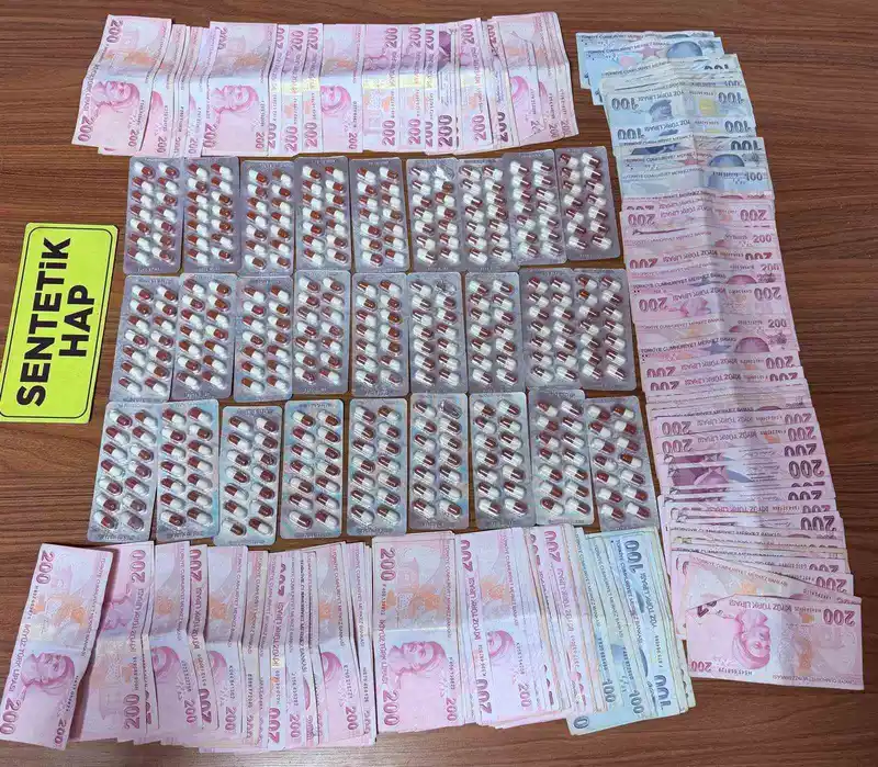 Malatya'da uyuşturucu operasyonu: 457 hap, 234 gram madde ele geçirildi