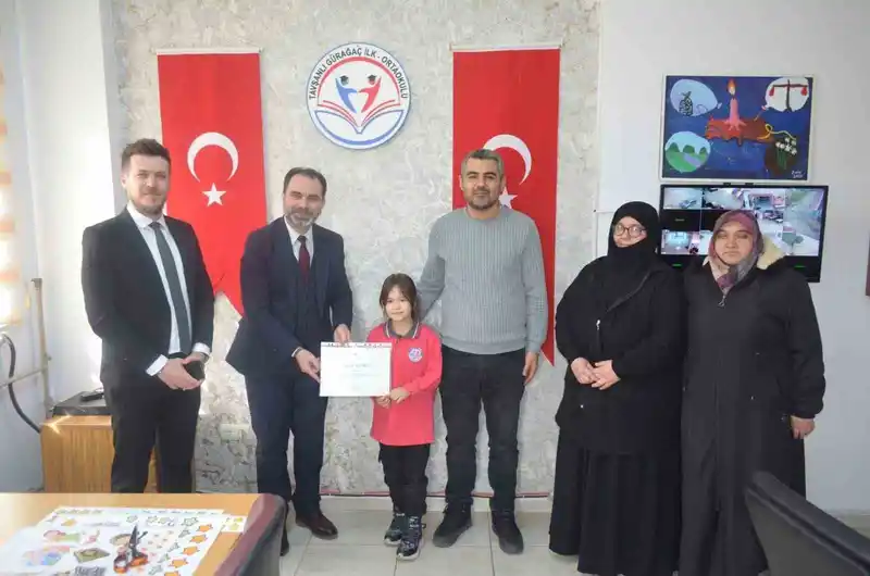 Tavşanlı’da mektup yarışmasında dereceye giren öğrenci ziyaret edildi