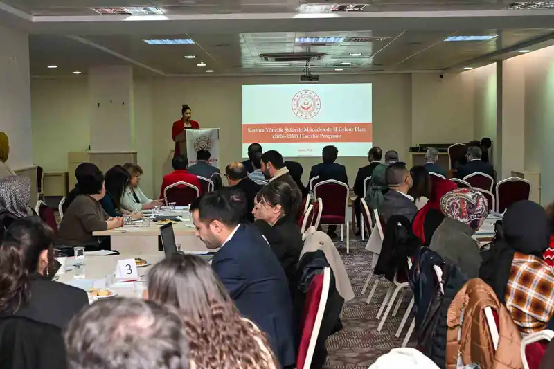 KMÜ'de Kadına Yönelik Şiddetle Mücadele Çalıştayı Yapıldı