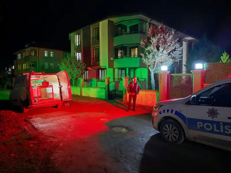 4’ncü evre kanser hastası kadın evinde ölü bulundu