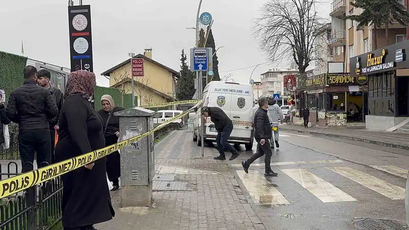 Gebze Tren İstasyonu'nda Silahlı Saldırı: Kadın Hayatını Kaybetti