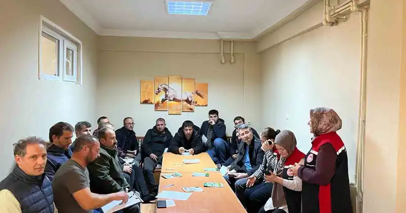 İliç'te üreticilere B-Reçete sistemi tanıtıldı