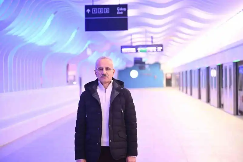 İstanbul Havalimanı metro hattı yolcu rekoru kırdı