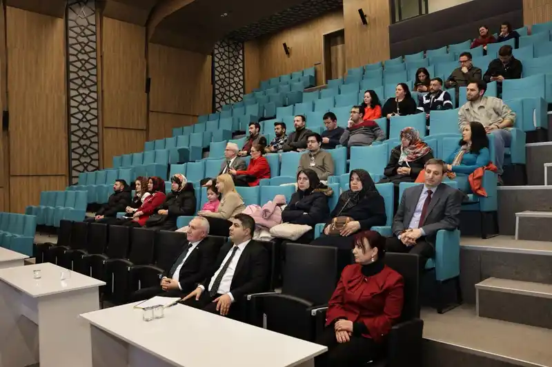 Kütahya'da Aile Bütçesi Danışmanlığı Semineri Düzenlendi