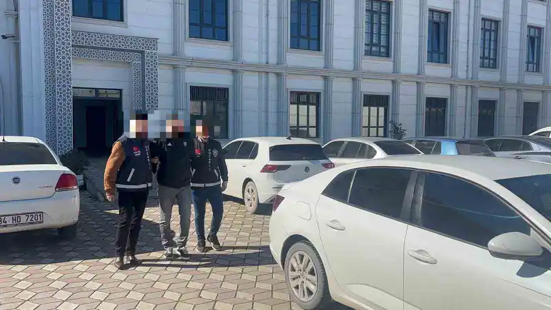 Çay ocağına silahlı saldırıda 2 şüpheli tutuklandı