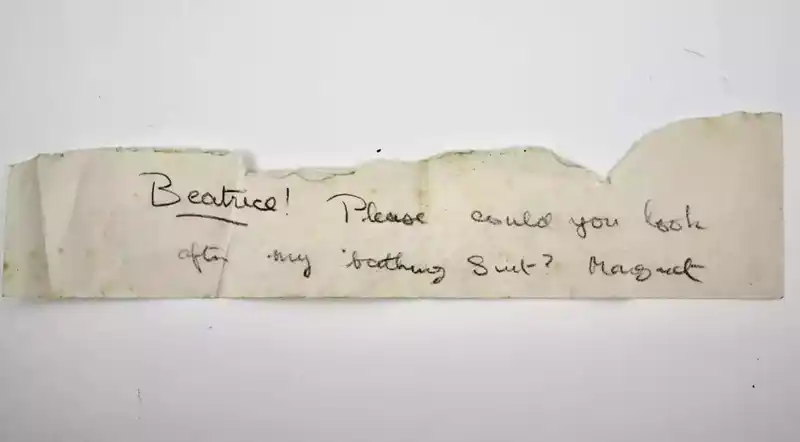 Kraliçe II. Elizabeth'in çocukluk mektubu 4 bin sterline satılacak