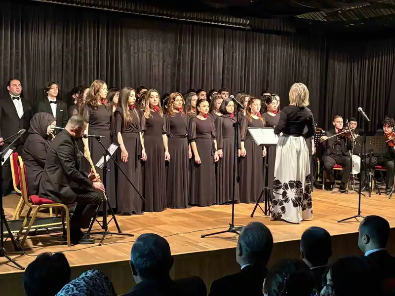 Sincan'da Türk Sanat Müziği Konseri Yoğun İlgi Gördü