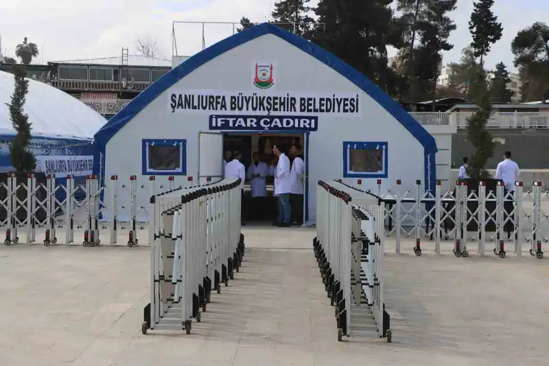 Şanlıurfa'da Ramazan'da binlerce kişi iftarda buluşuyor