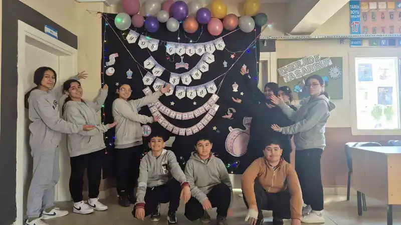 Bağlıca'da İlk Kez Ramazan Panosu Sergilendi