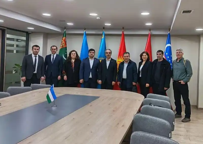 Ege Üniversitesi Özbekistan'da Tekstil Fakültesi Kuruyor